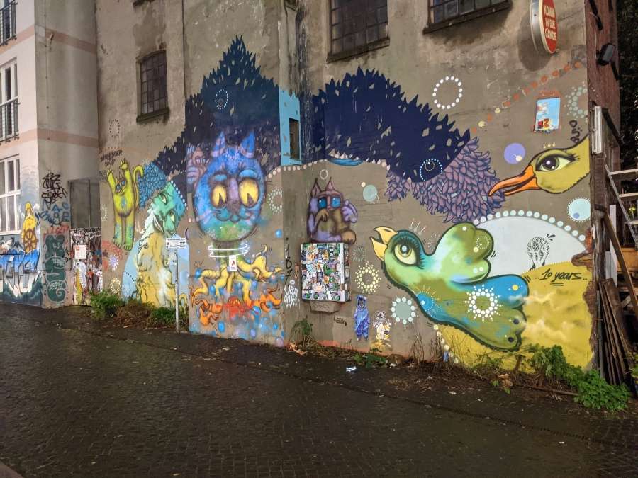 Hamburg Street art scene. Visit local places